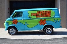1972-ford-econoline-e200-scooby-doo-mystery-machine-2.jpeg