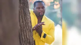 Anthony-Adams-Rubbing-Hands-1024x576.webp