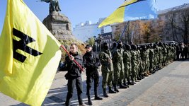 azov ucraina nazisti EPA-2.jpg